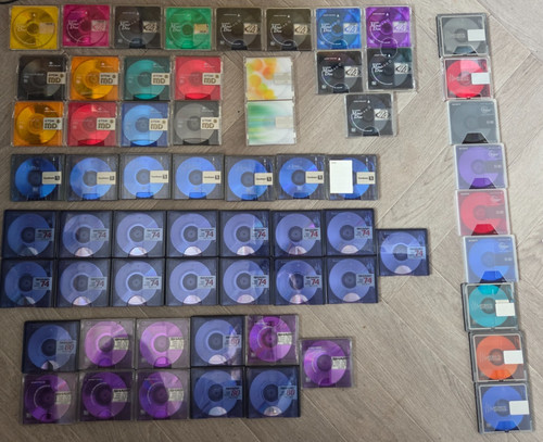 Lot used minidiscs - of, with
