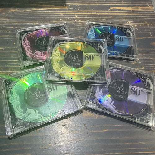 Maxell color minidiscs 80 - 5,